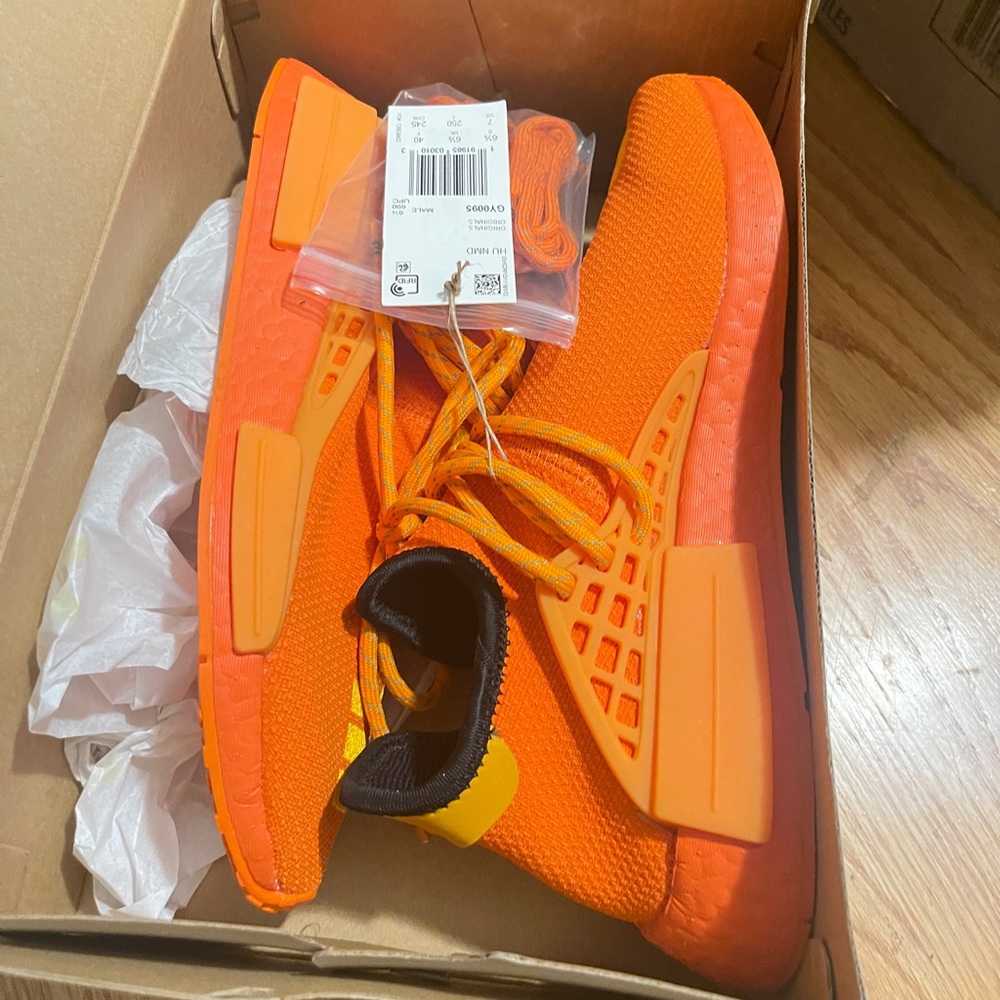 HU NMD